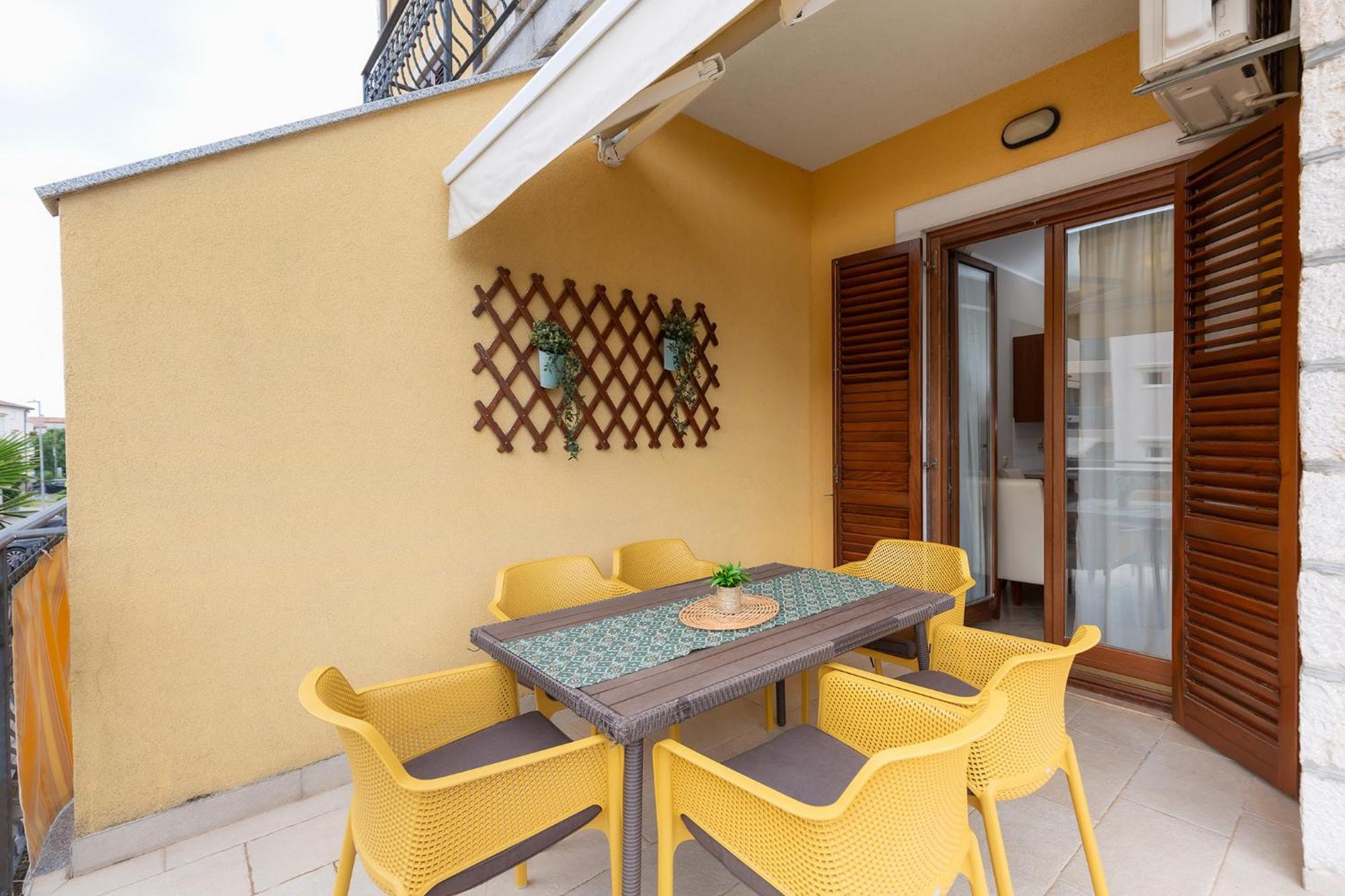 Apartment Mare Porec Bagian luar foto