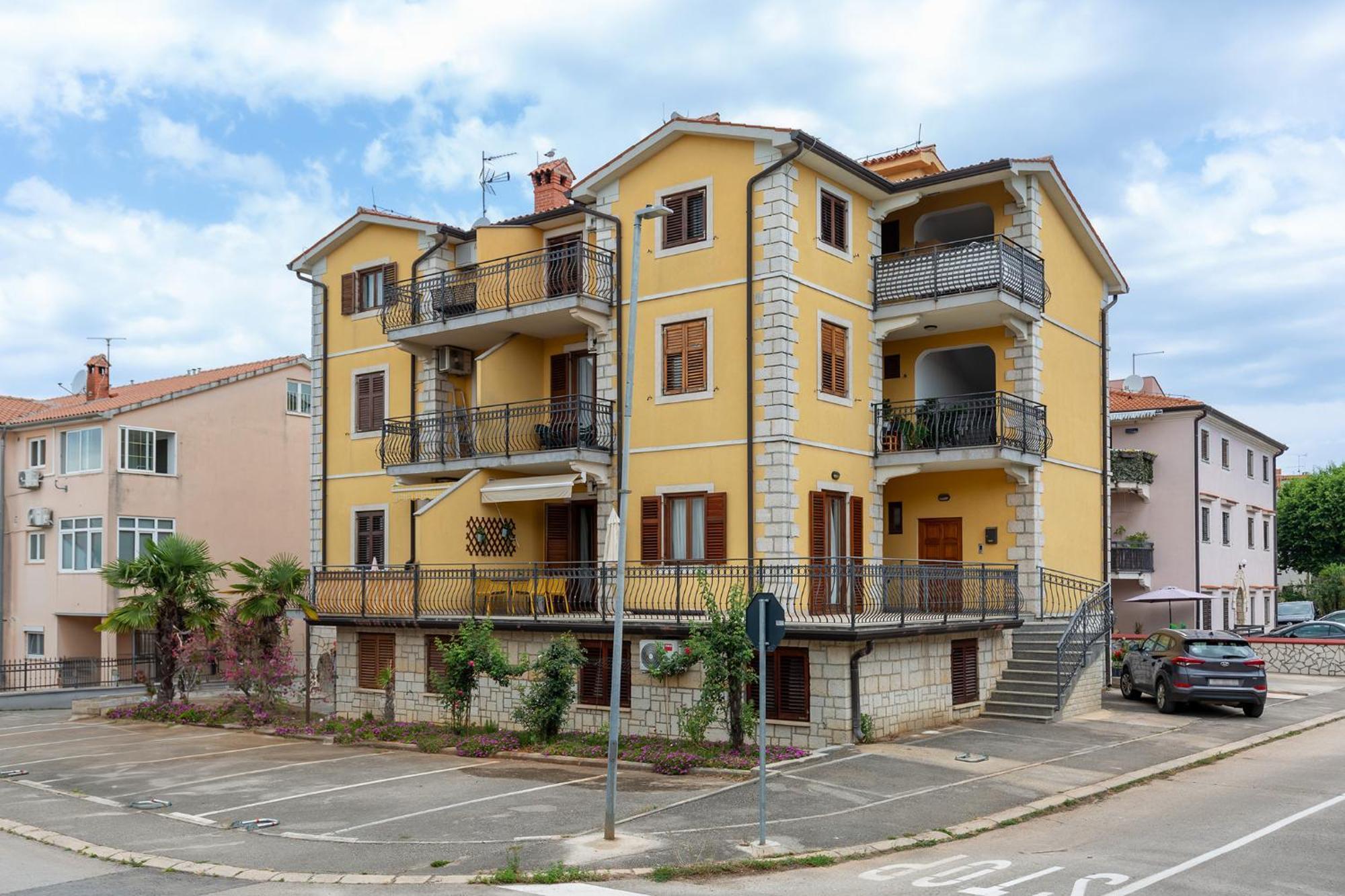 Apartment Mare Porec Bagian luar foto